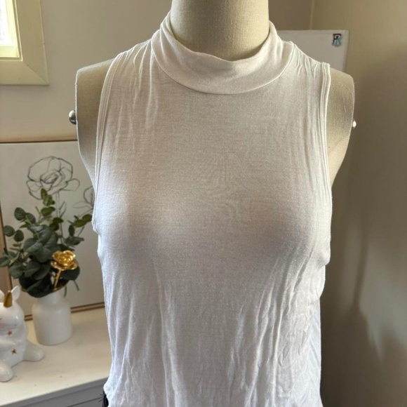 White Active Basic mock neck tank top - Picture 1 of 4